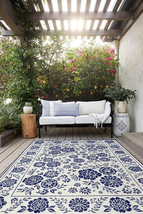 Blue outdoor rug
