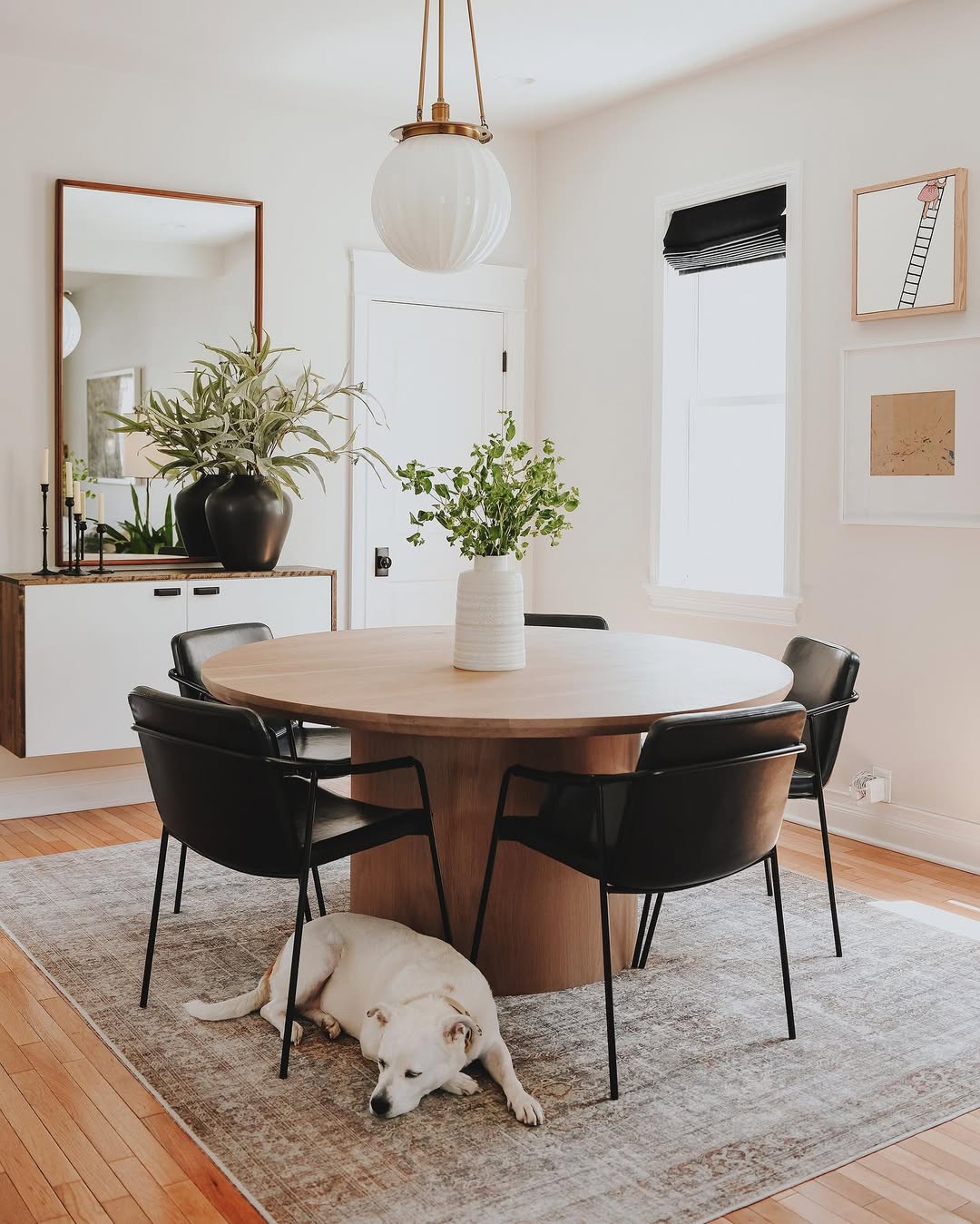 Square Rug Under Round Table Intro