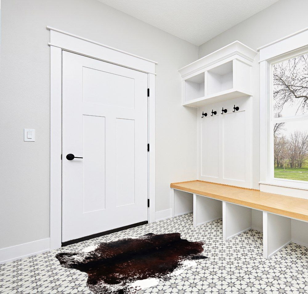 MACEVIA Faux Cowhide Rug Cute Cow Print Rug Animal Area Carpet Western Decor for Living Room Bedroom Non-Slip 59" L x 47.2" W(4.9ft x 3.9ft) in White Modern Entryway