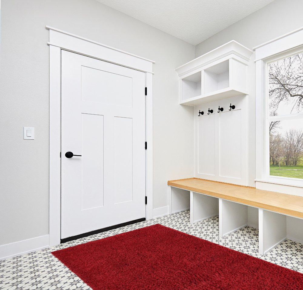 Everyday Shag Rug 5' x 8' in White Modern Entryway