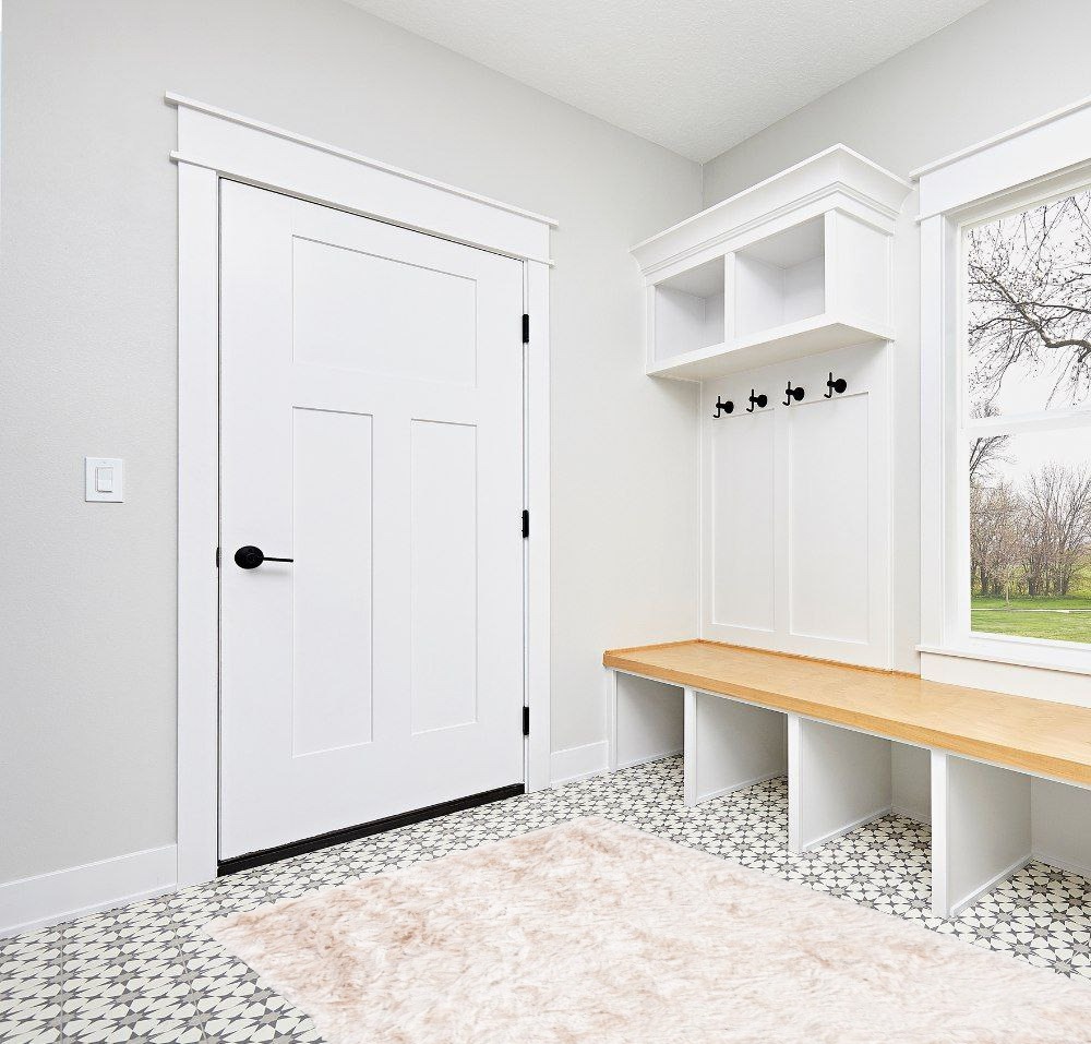5' x 7' Ivory fluffy rug in White Modern Entryway
