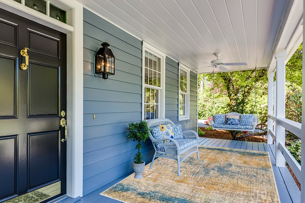 Unique Loom Deepa Collection Area Rug - Whane (Rectangular 6' 0" x 8' 9", Blue Ivory/ Yellow) in Light Blue Patio
