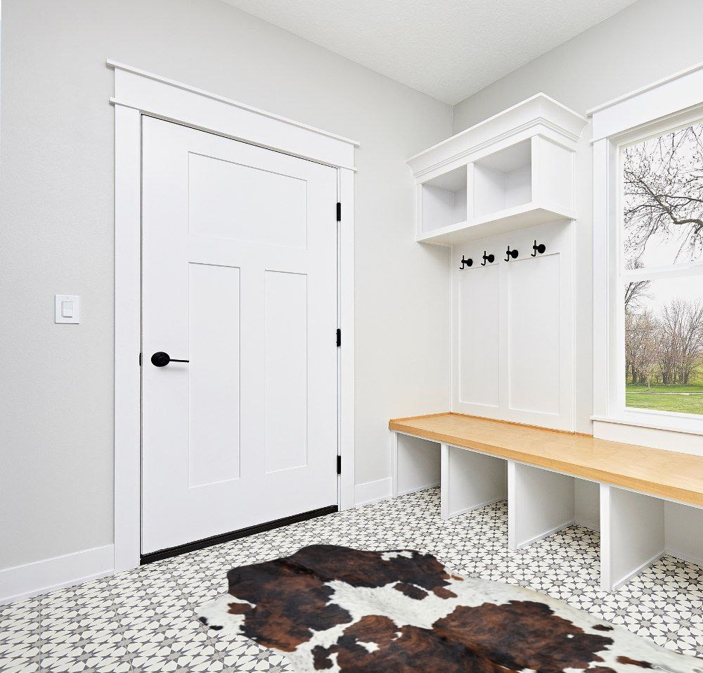 Tricolor Cowhide Rug Classic Brown, Black and White Color Mix, Natural Leather Hide, Area Rug (5x7 ft) in White Modern Entryway