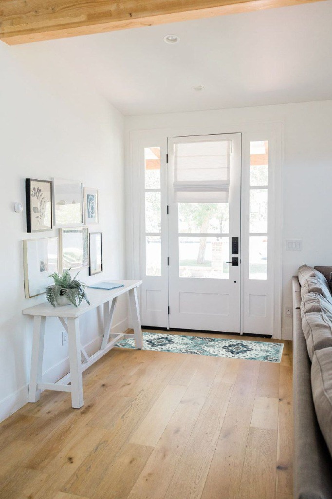 Morebes Bohemian Washable 2x5 Rug Runner,Ultra-Thin Laundry Room Rug Runner,Blue Rug for Entryway Indoor,Non-Slip Bathroom Mat Distressed Vintage Rug Floor Carpet for Hallway Bedroom Decor in White Scandinavian Entryway