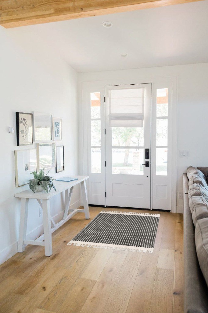 Lahome Boho Entryway Rug, 3x5 Rug for Bedroom Lightweight Washable Throw Rug Woven Cotton Bathroom Rugs with Tassels, Farmhouse Black and White Rug for Living Room Kitchen Office Dorm Gifts in White Scandinavian Entryway