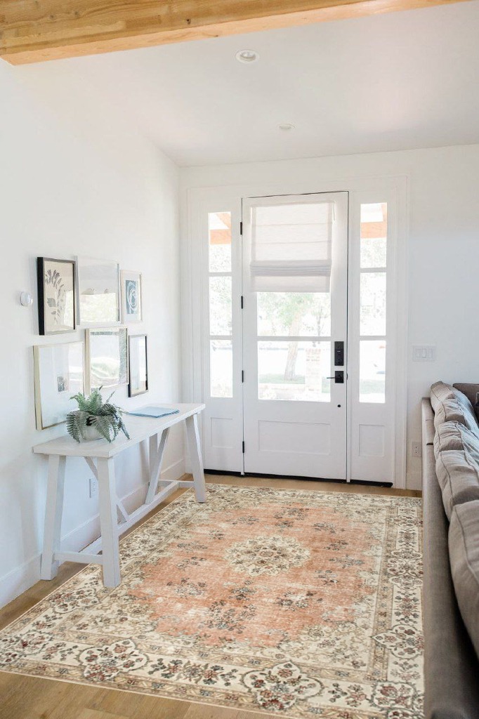 nuLOOM Ren Vintage Floral Machine Washable Area Rug, 5' x 8', Peach in White Scandinavian Entryway