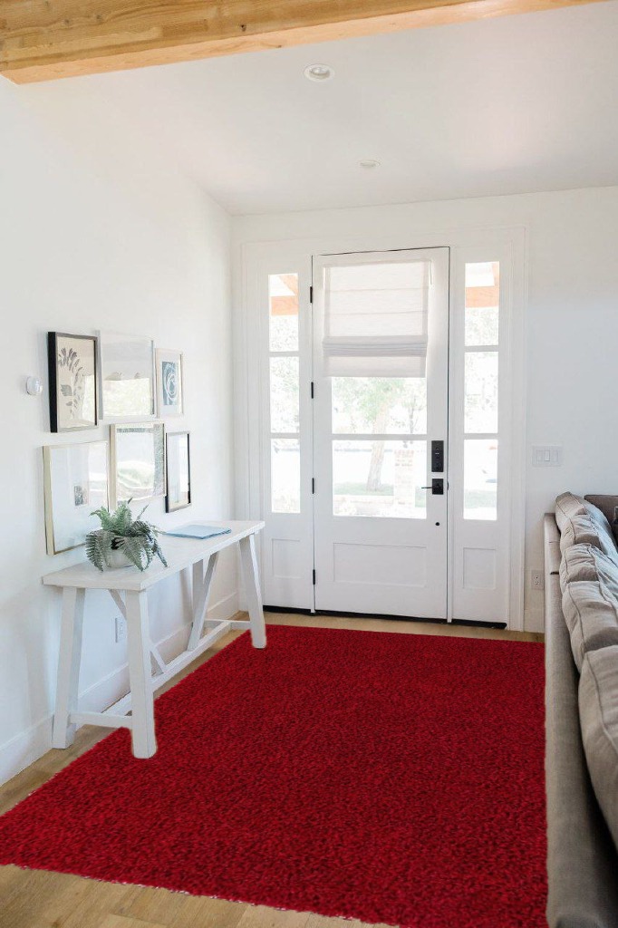Unique Loom Solid Shag Collection Area Rug (5' 3" x 8' Rectangle, Cherry Red) in White Scandinavian Entryway