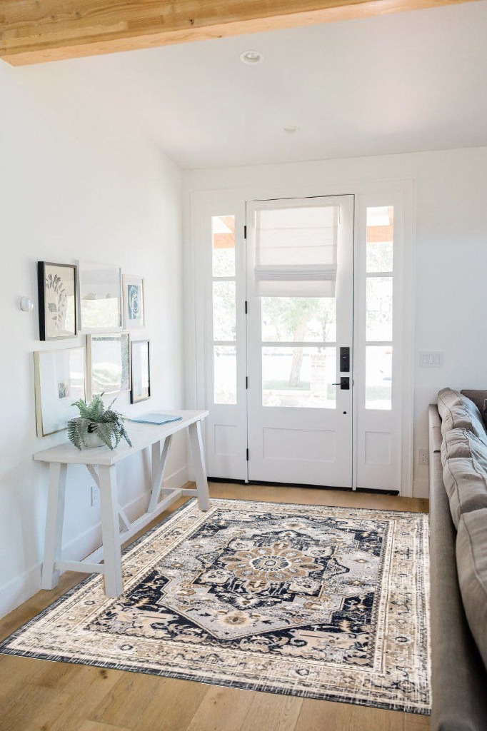 VK VK·LIVING Machine Washable Rug 5' x 7', Vintage Style Machine Washable Area Rugs with Non-Slip Backing for Living Room, Bedroom, Home Decor in White Scandinavian Entryway