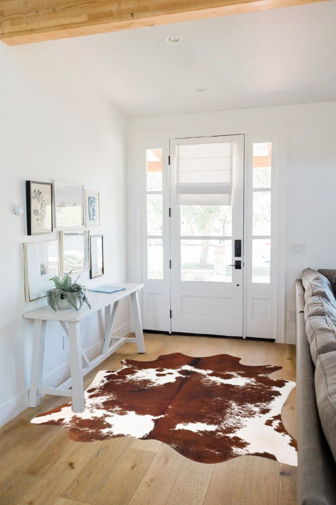 LYENDOS Cowhide Rug 5.2 x 6.2Feet,Cow Hide Rug Durable No-Slip Backing,Faux Cowhide Rug Thickened Elastic,for Bedroom Living Room Home Office Western Decor in White Scandinavian Entryway