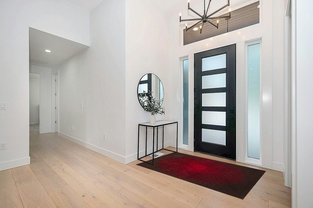 SAFAVIEH Soho Collection 3'6" x 5'6" Brown / Red SOH655T Handmade Premium Wool & Viscose Area Rug in Modern White Entryway