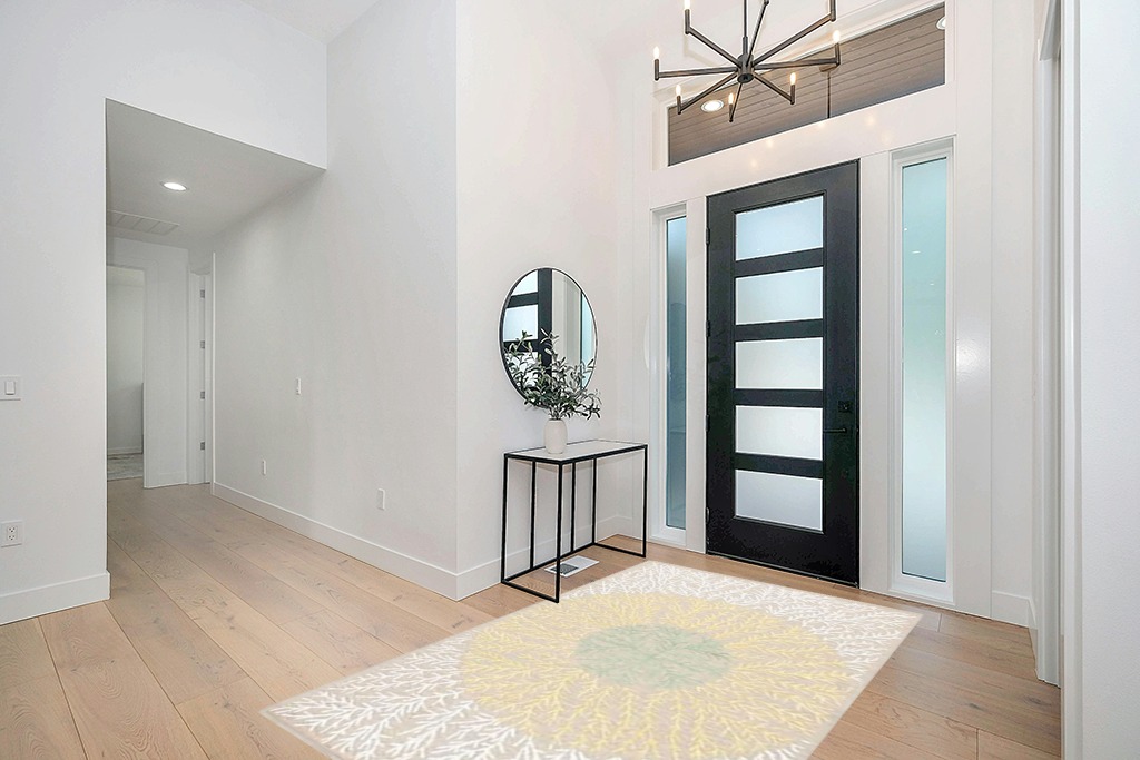 SAFAVIEH Soho Collection Area Rug - 5' x 8', Beige & Yellow, Handmade Wool & Viscose, Ideal for High Traffic Areas in Living Room, Bedroom, Dining (SOH257D-5) in Modern White Entryway