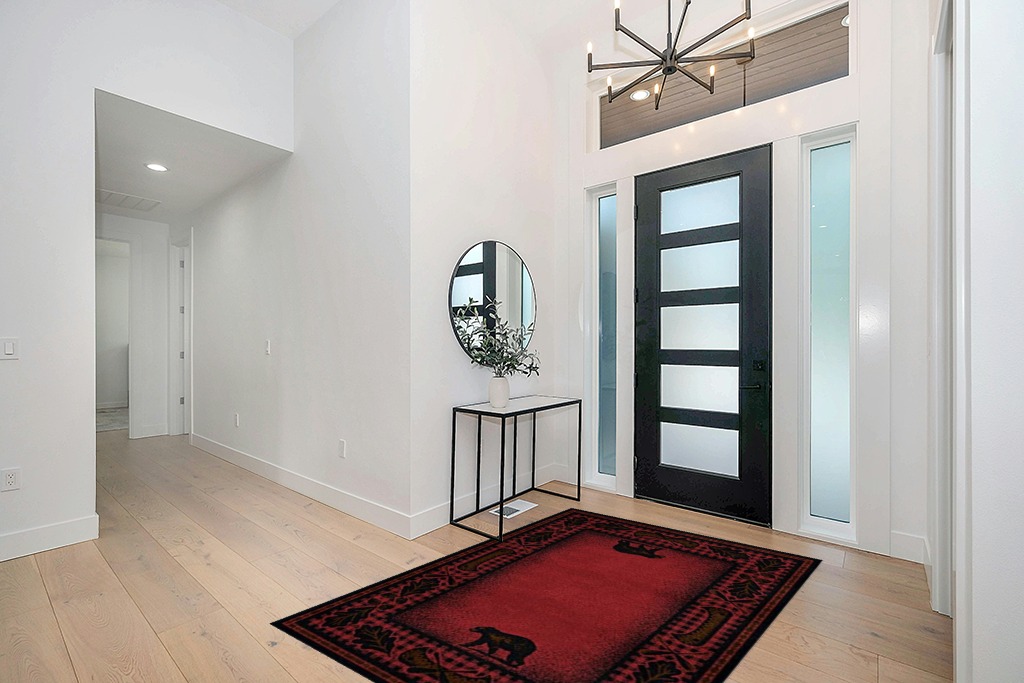 Rug Empire Rustic Lodge Cabin Bear Walk Area Rug, 5'3"x7'3" in Modern White Entryway