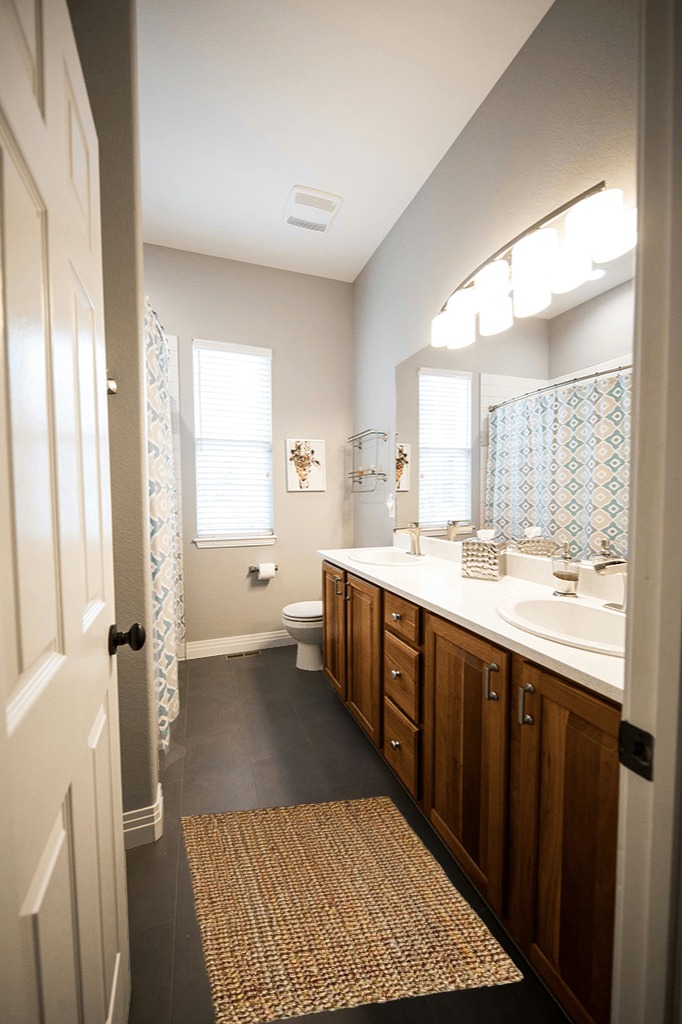Plus Haven Jute Doormat - Size: 17.5-inches x 30-Inches - Pile Height: 1-Inch ... in Wooden and Grey Bathroom