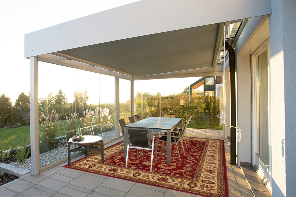 Home Dynamix Royalty Elati Traditional Area Rug 7'8"x10'4", Oriental Red/Ivory in Silver and Grey Outdoor Patio