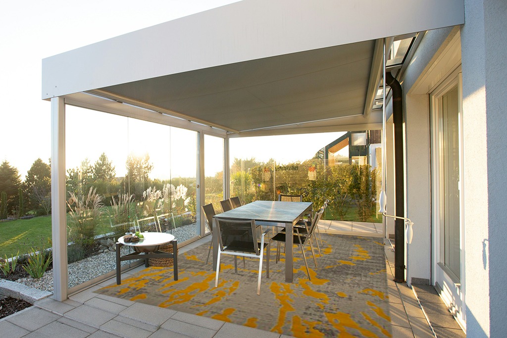 SAFAVIEH Porcello Collection Area Rug - 8'2" x 11', Light Grey & Yellow, Modern Abstract Design, Non-Shedding & Easy Care, Ideal for High Traffic Areas in Living Room, Bedroom (PRL7735C) in Silver and Grey Outdoor Patio