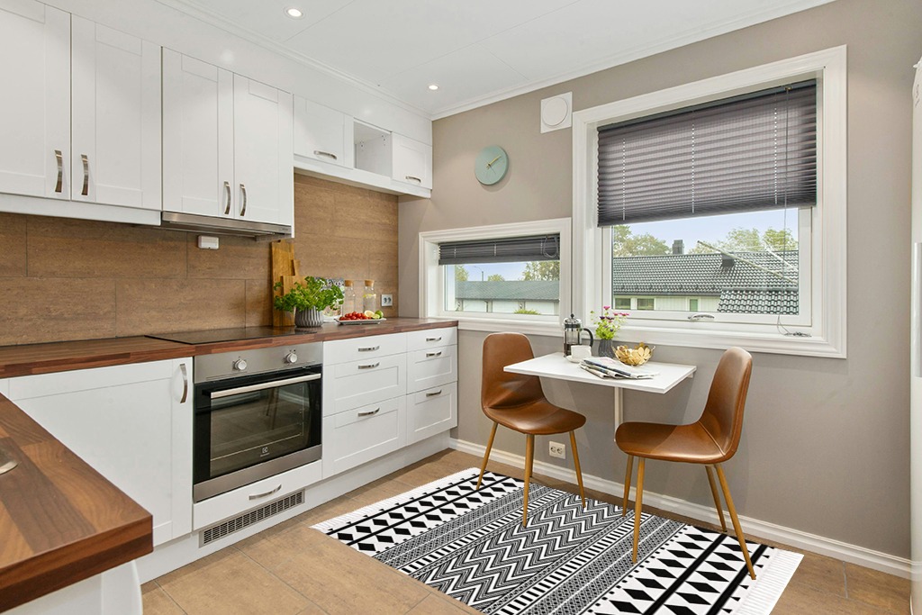 HEBE Bohe Area Rug in Wood and White Small Kitchen