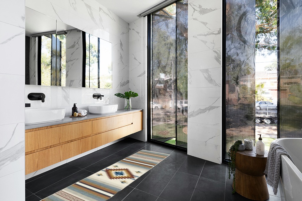 2.5'x7' | Washable Modern Runner Rugs | Living Room & Kitchen Rugs | Interior ... in Modern Black Tiled bathroom