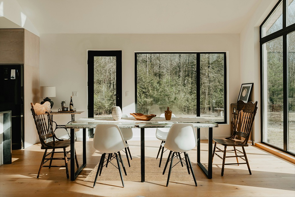 ‎Natural ‎Farmhouse  ‎Kitchen, Bedroom, Living Room, Hallway, Dining Room ‎Area Rug in Modern Scandinavian Dining Room with Black Accents