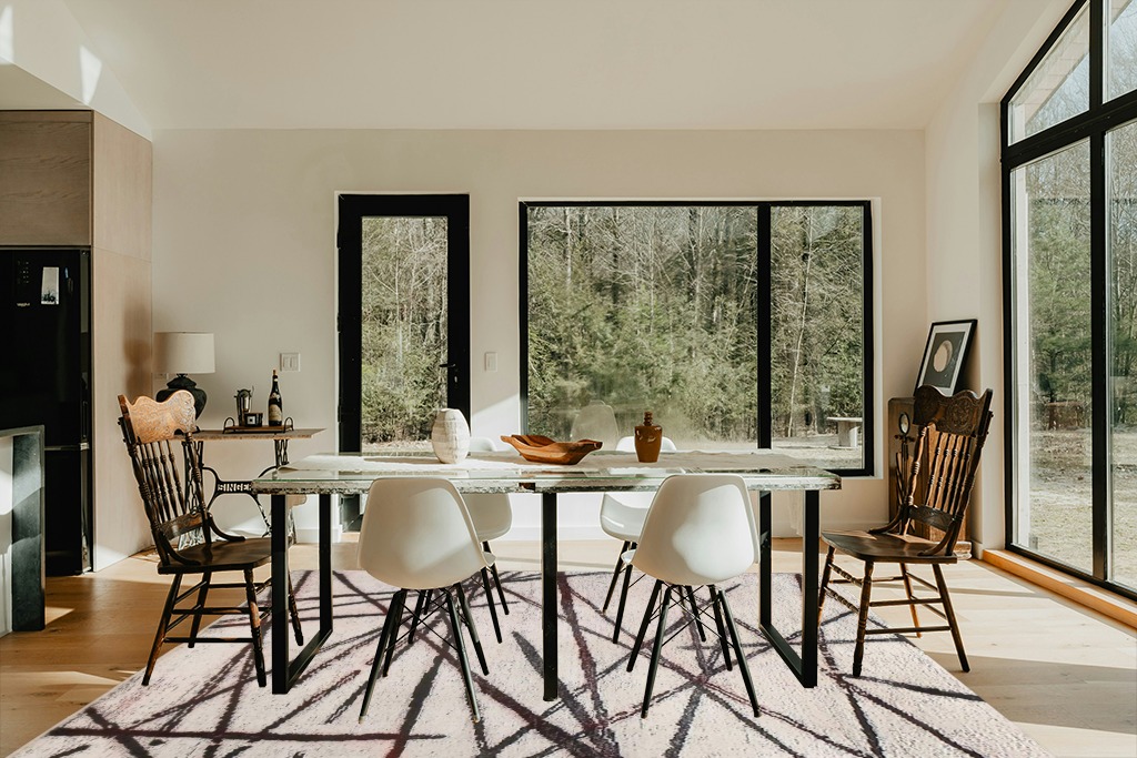 Leesentec Area Rugs Soft Modern Carpet Geometric Stripe Rug Non Slip Imitation Cashmere Rug for Bedroom Living Room Floor Mat (Stripe, 6.5' ×9.8'(200x300cm)) in Modern Scandinavian Dining Room with Black Accents