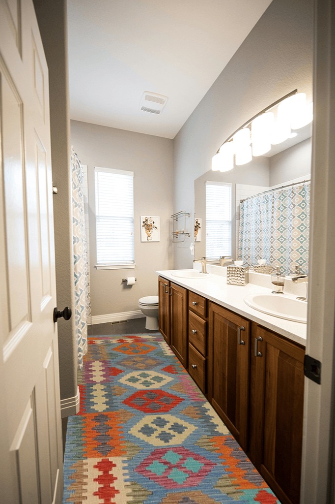 Rug Source Southwestern Style Collection 3x10 Kilim Runner Rug, Flatweave/Hand-Woven Navy Blue & Blues Geometric Rug, Oriental Wool Carpet for Foyer, Entryway, Hallway in Wooden and Grey Bathroom
