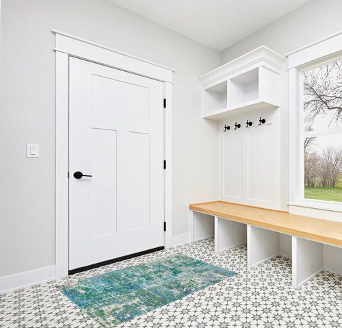 Wambaw Abstract Green/Turquoise/Cream Area Rug 17 Stories Rug Size: Rectangle 3' x 5' in White Modern Entryway