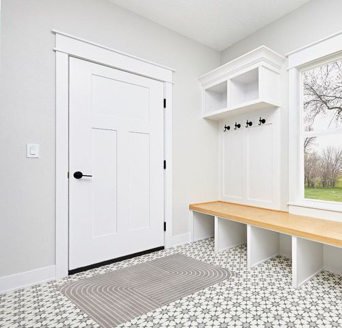 JONATHAN Y SCN101B-3 Odense Minimalist Angle Geometric Indoor Area Rug, Modern, Contemporary, Coastal, Geometric, Bohemian, Bedroom, Kitchen, Living Room, Non Shedding, Gray/Ivory, 3' x 5' in White Modern Entryway