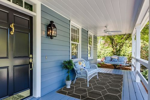 Unique Loom Trellis Frieze Collection Area Rug - Geometric (5' 1" x 8', Dark Gray/ Ivory) in Light Blue Patio
