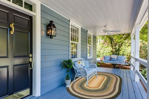 SAFAVIEH Braided Collection Area Rug - 5' x 8' Oval, Multi, Handmade Country Cottage Reversible, Ideal for High Traffic Areas in Living Room, Bedroom (BRD308A) in Light Blue Patio