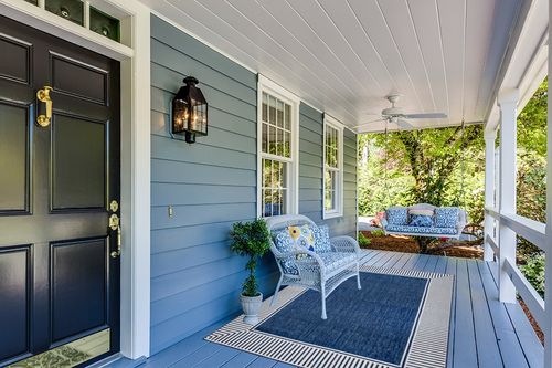 nuLOOM 5' x 8' Outdoor Area Rug, Casual Design With Striped Border, Stain Resistant, Highly Durable, For Patio, Balcony, Bedroom, Living Room, Dining Room, Bathroom, Navy in Light Blue Patio
