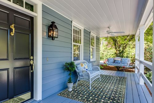 Loloi Rifle Paper Co. x Eden Lattice Indigo 5'-0" x 7'-6" Area Rug in Light Blue Patio