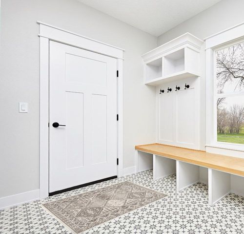 nuLOOM Becca Traditional Tiled Accent Rug, 3x5, Beige in White Modern Entryway