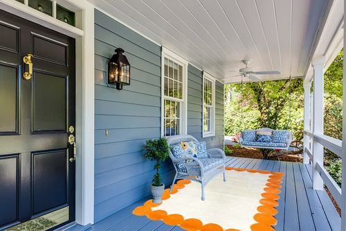 Beige & Orange Irregular Boarder Shape, Modern Handmade Tufted Area Rugs in Beige and Orange Color. in Size 5X8 Feet. in Light Blue Patio