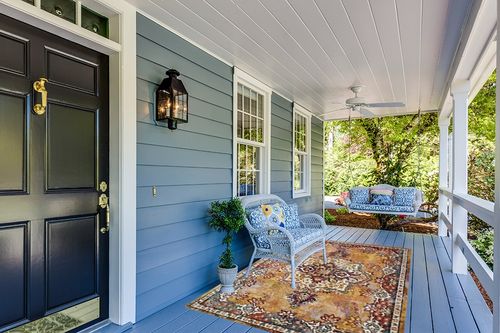 SAFAVIEH Savannah Collection 5'1" x 7'6" Yellow / Yellow SVH628H Boho Chic Area Rug in Light Blue Patio
