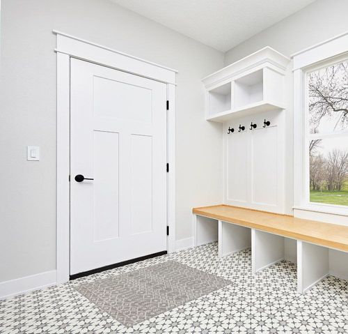 Well Woven Indoor/Outdoor Area Rug (2'3" x 3'11") Nors Light Grey Nordic Lattice in White Modern Entryway