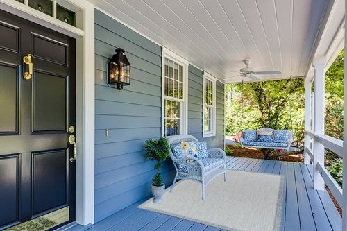 Mark&Day Outdoor Rugs, 5x7 Vander Global Navy/Cream Indoor/Outdoor Area Rug, Blue Beige Carpet for Patio, Porch, Deck, Bedroom, Living Room or Kitchen (5'3" x 7') in Light Blue Patio