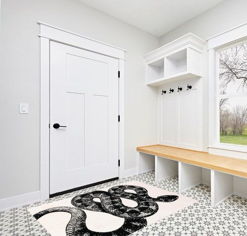 nuLOOM Modern Slithering Serpent Machine Washable Area Rug, 4x6, Black in White Modern Entryway