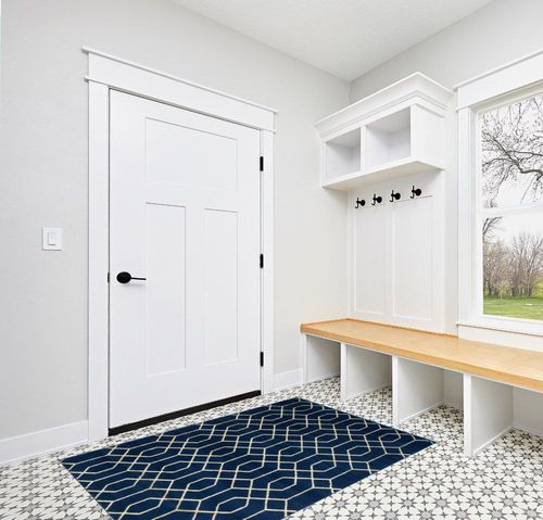 Marilyn Monroe Glam Collection Area Rug - Trellis (4' 1' x 6' 1' Rectangle, Navy Blue Gold/ Gold) in White Modern Entryway