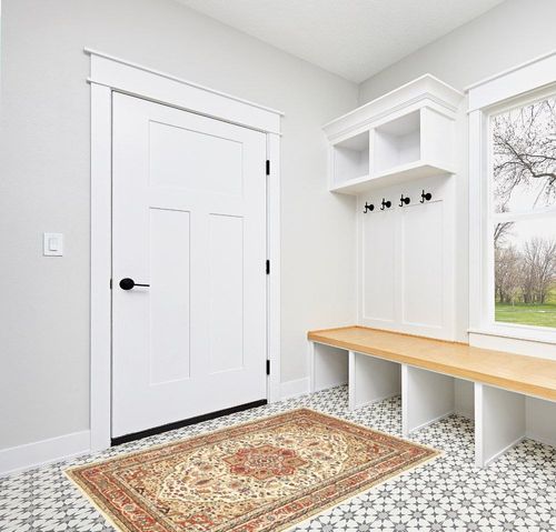 SAFAVIEH Lyndhurst Collection Accent Rug - 4' x 6', Ivory & Rust, Traditional Oriental Design, Non-Shedding & Easy Care, Ideal for High Traffic Areas in Entryway, Living Room, Bedroom (LNH330R) in White Modern Entryway