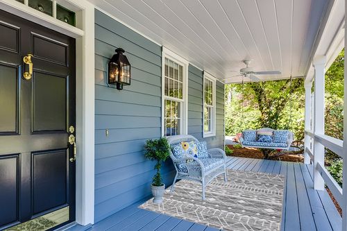 Syalife Washable Living Rug Vintage Area Outdoor Rugs, 5'x 7' Rug with Non Slip Backing, Ultra-Thin Medallion Distressed Non-Shedding Boho Rug Floor Indoor Rug (Grey/White, 5'x 7') in Light Blue Patio