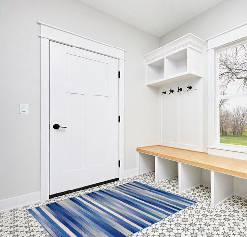 HomeRoots 4' X 6' Blue and White Striped Dhurrie Area Rug in White Modern Entryway