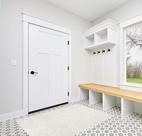 nuLOOM Penelope Braided Wool Area Rug, 4' x 6', Off-White in White Modern Entryway