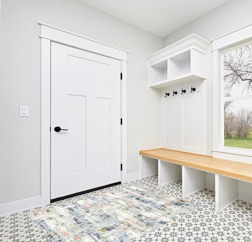 nuLOOM Aaliyah Abstract 4x6 Machine Washable Area Rug for Living Room Bedroom Dining Room Kitchen, Blue Multicolor/Ivory in White Modern Entryway