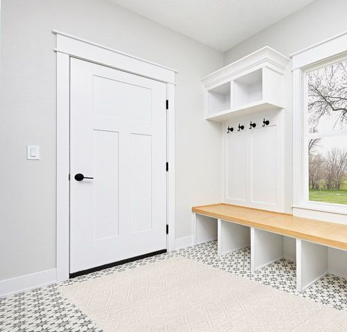 Marisa Wool/Cotton Handmade Ivory Area Rug Foundstone Rug Size: Rectangle 5' x 8' in White Modern Entryway