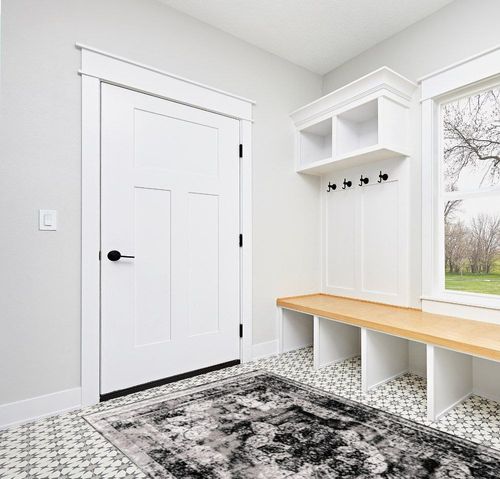 Unique Loom Sofia Collection Area Rug - Salle Garnier (5' 3" x 8' Rectangle, Black/ Ivory) in White Modern Entryway