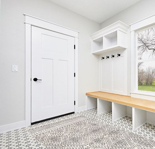 nuLOOM Camila Diamond Trellis Area Rug, 5x8, Off-white in White Modern Entryway