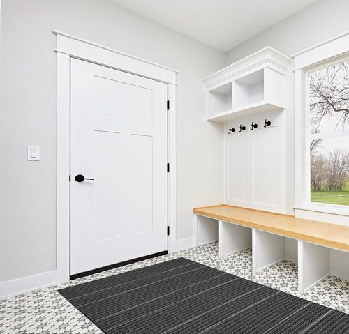 nuLOOM Alaina Indoor/Outdoor Striped Area Rug, 5x8, Black in White Modern Entryway