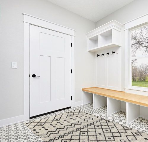 JONATHAN Y MOH208A-5 Aksil Moroccan Beni Souk Indoor Farmhouse Area-Rug Bohemian Minimalistic Geometric Easy-Cleaning Bedroom Kitchen Living Room Non Shedding, 5 ft x 8 ft, Cream/Black in White Modern Entryway