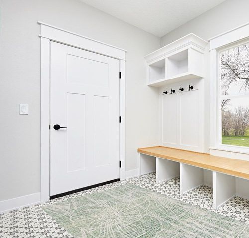 SAFAVIEH Metro Collection Area Rug - 5' x 8', Green & Ivory, Handmade Floral Wool, Ideal for High Traffic Areas in Living Room, Bedroom (MET875Y) in White Modern Entryway