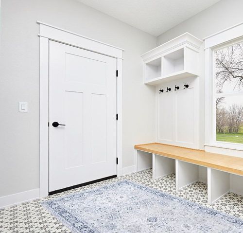 Rugs USA x Lauren Liess Bayberry Vintage Machine Washable Area Rug - 5x8 Machine Washable Area Rug Traditional Light Blue/Ivory for Living Room Bedroom Dining Room Kitchen in White Modern Entryway