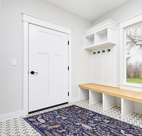 Loloi Rifle Paper Co. x Menagerie Navy 5'-0" x 7'-6" Area Rug in White Modern Entryway